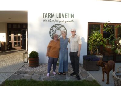 farma-lovetin-dobroslava-reznickova-dobroslava-marketa-jiri